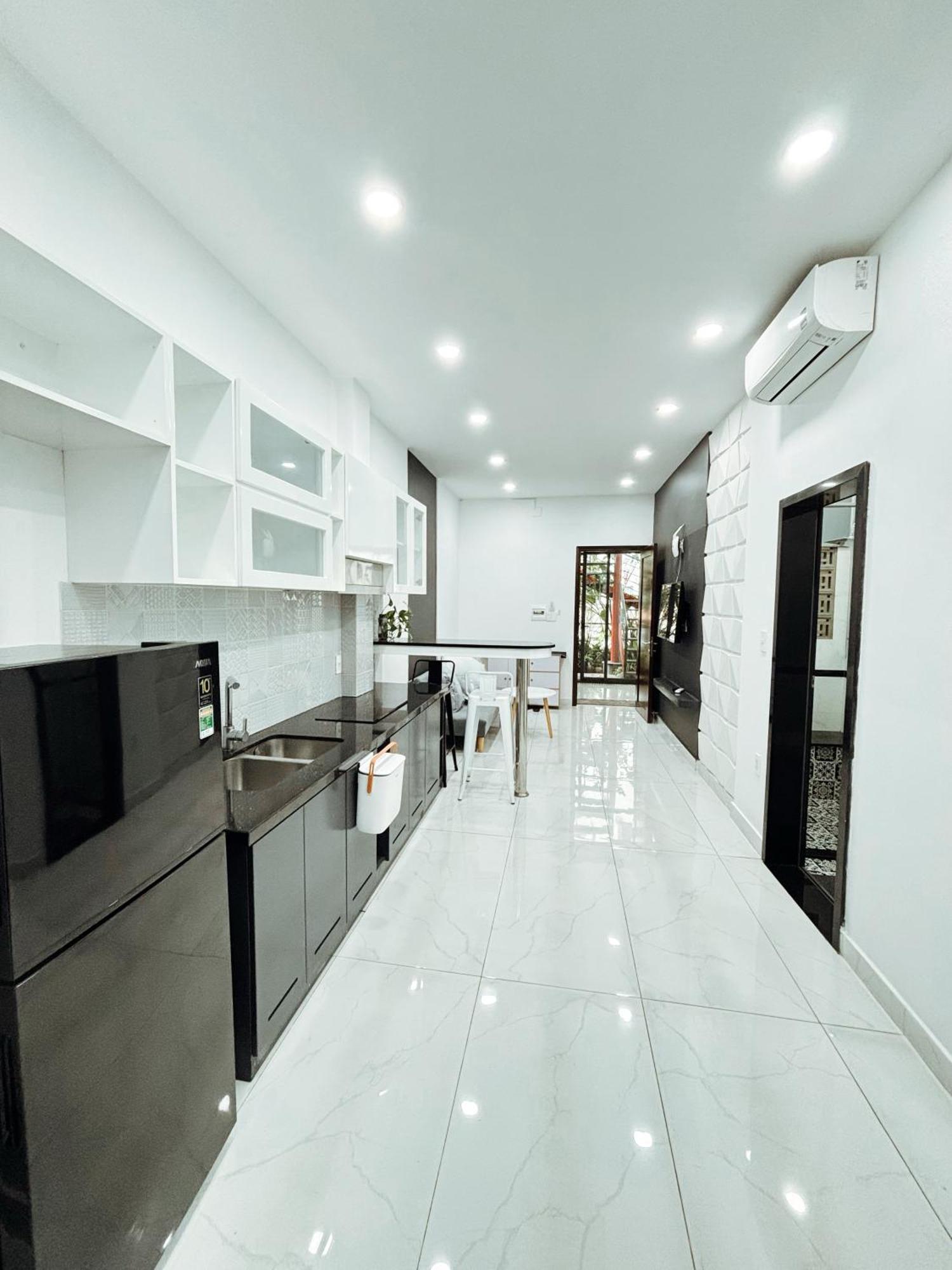 Letu Large Bathtub Couple Business Travel Near The Center Of District 1 Ở trọ TP. Hồ Chí Minh
